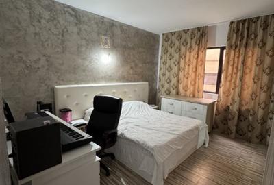 Casă individuală cu 9 camere cu Canalizare în B-dul București - 9