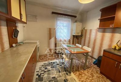 Apartament cu 3 camere decomandat în Olimpia-Stadion - 6