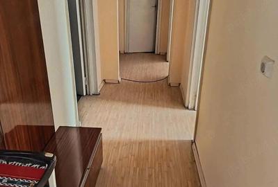 Apartament cu 3 camere decomandat în Central - 8