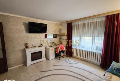 Casă cu 8 camere cu Teren 1600 Mp în Mândra - 6