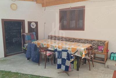 Casă cu Teren 952 Mp în Scoreiu - 5