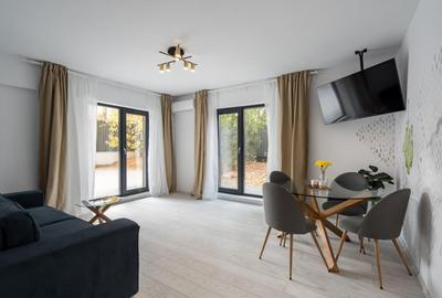 3 camere cu terasă și grădină, loc parcare inclus, LA CHEIE, parter DECOMANDAT - 1