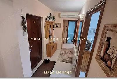 Apartament de vanzare in Constanta, Km 4 5 - 2 camere, 63 mp - 10