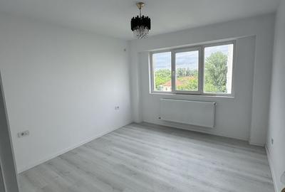 Apartament cu 3 camere decomandat în Central - 3