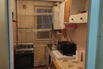 Apartament cu 2 camere semidecomandat în Alecu Russo