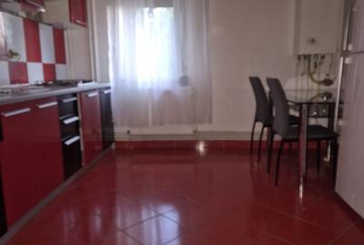 Apartament cu 2 camere semidecomandat în Broșteni