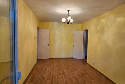 Apartament cu 4 camere semidecomandat în Sud - 2