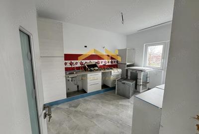 Casă cu Canalizare în Bucovăț (Remetea Mare)