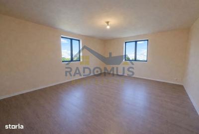 Casă cu 6 camere cu Teren 1731 Mp în Central - 12