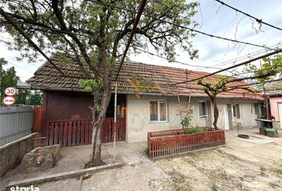 Casă cu 4 camere cu Teren 1081 Mp în Girișu de Criș - 15