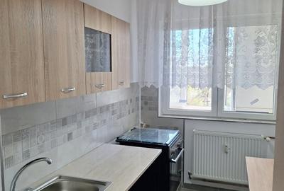 Apartament cu 2 camere semidecomandat, mobilat în Pajura - 9