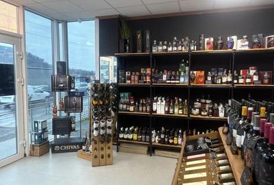 Spațiu comercial, de 65 mp, în Central - 4