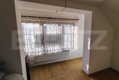 Casă individuală cu 10 camere cu Canalizare în Mociu - 14