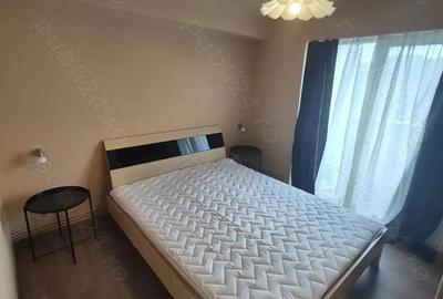 Vand apartament 3 camere Micro 4 - 6