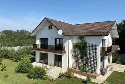 Casă cu 10 camere cu Teren 1140 Mp în Bascov - 5