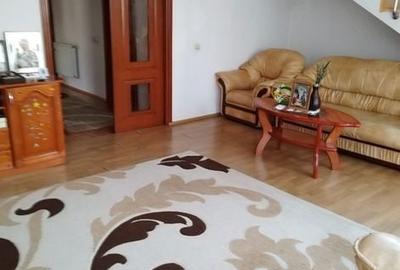 Casă cu 5 camere cu Teren 732 Mp în Central - 2