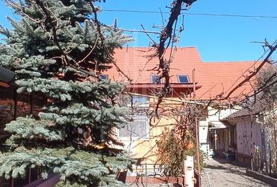 Casa in Cisnadie, oportunitate de investitie Casa in Cisnadie, oportunitate de investitie - 2