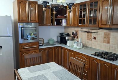 Casă cu 3 camere în Central - 8