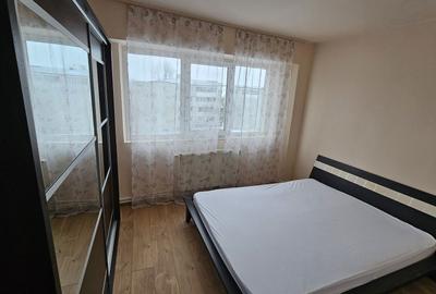 Apartament cu 2 camere decomandat în Radu Negru