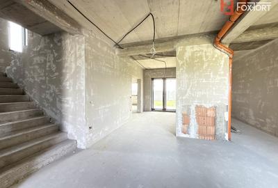 Casă individuală cu 4 camere cu Canalizare în Săcălaz - 10