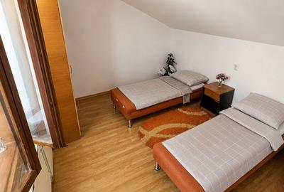 Casă cu 4 camere cu Teren 116 Mp în Central - 1