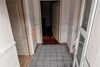 Casă cu 3 camere cu Teren 408 Mp în Central - 9