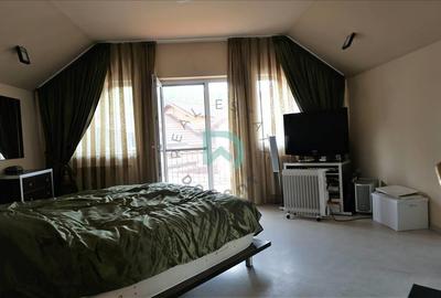 Casă cu 5 camere cu Canalizare în Noua - 5