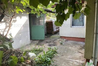 Casă individuală cu 3 camere cu Teren 200 Mp în Vest - 14