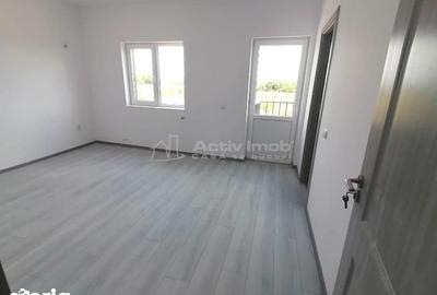 Casă cu 5 camere cu Canalizare în Rahova - 5