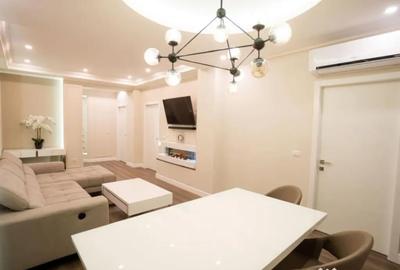 Apartament cu 3 camere decomandat în Central - 14