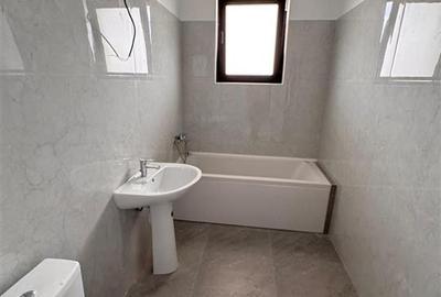 Apartament cu 2 camere decomandat în Titan - 11