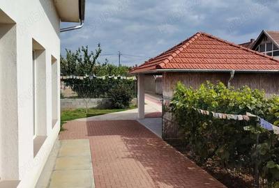 Casă cu 5 camere în Central