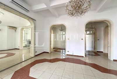 Casa de vanzare | Zona Marriott | Teren 650 mp - 12