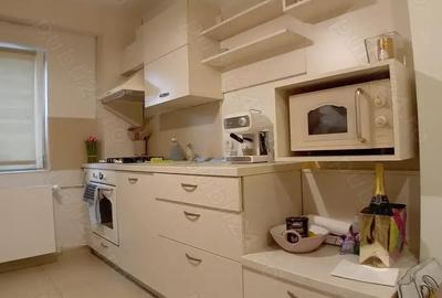 Apartament 2 camere, zona Dambovita