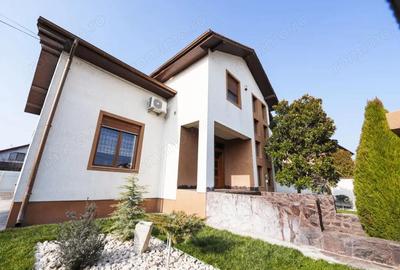 Casă cu Teren 875 Mp în Central - 16