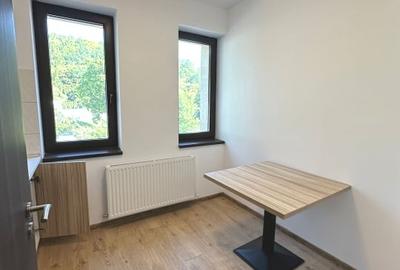 Cladire renovata, pretabila pentru hotel, pensiune, retreat, centru, etc - 10