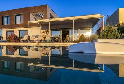 Vila Escapada | Piscină & Garaj pentru Barcă - 28