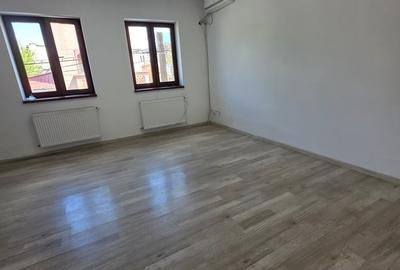 Apartament cu 3 camere semidecomandat în Libertății - 14