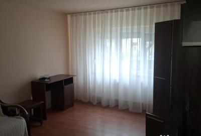 Apartament cu 2 camere decomandat în Nufărul