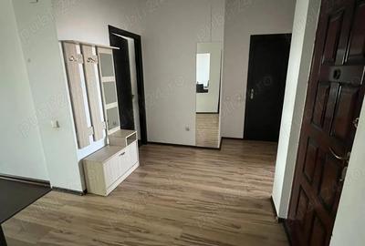 Apartament cu 3 camere decomandat în Central - 2