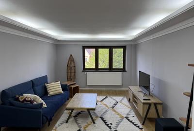 Apartament cu 3 camere decomandat, mobilat în Central - 1