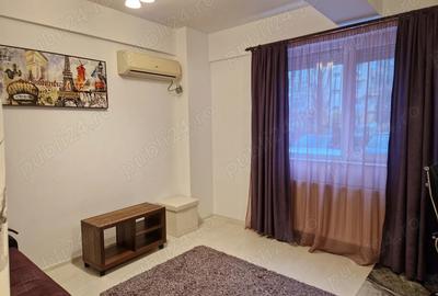 Garsonieră decomandată în Central - 4