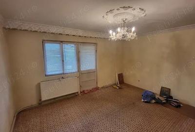 Casă cu 2 camere în Tătărăști - 2