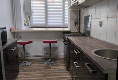 Apartament cu 2 camere decomandat în Alexandru Obregia - 3