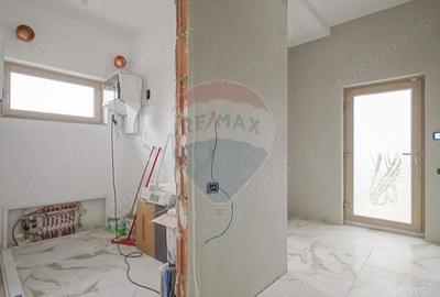 Casă cu 5 camere cu Teren 500 Mp în Tărlungeni - 9