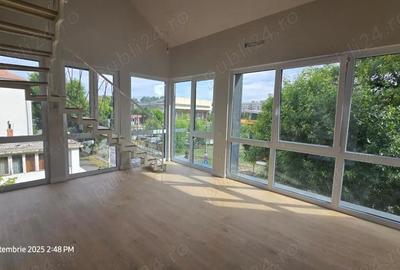 Apartament cu 3 camere semidecomandat în Complex Studențesc - 7