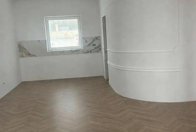 Casă cu 5 camere cu Teren 433 Mp în Oncea - 5