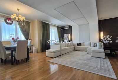 Apartament cu 4 camere semidecomandat în Floreasca