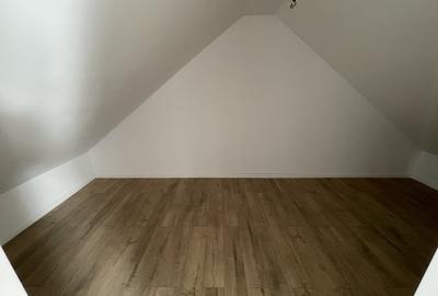 Casă cu 5 camere cu Teren 480 Mp în Domnești - 11