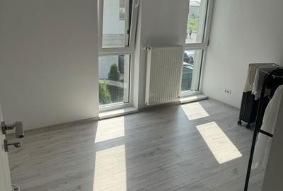 Casă cu 3 camere în Central - 4